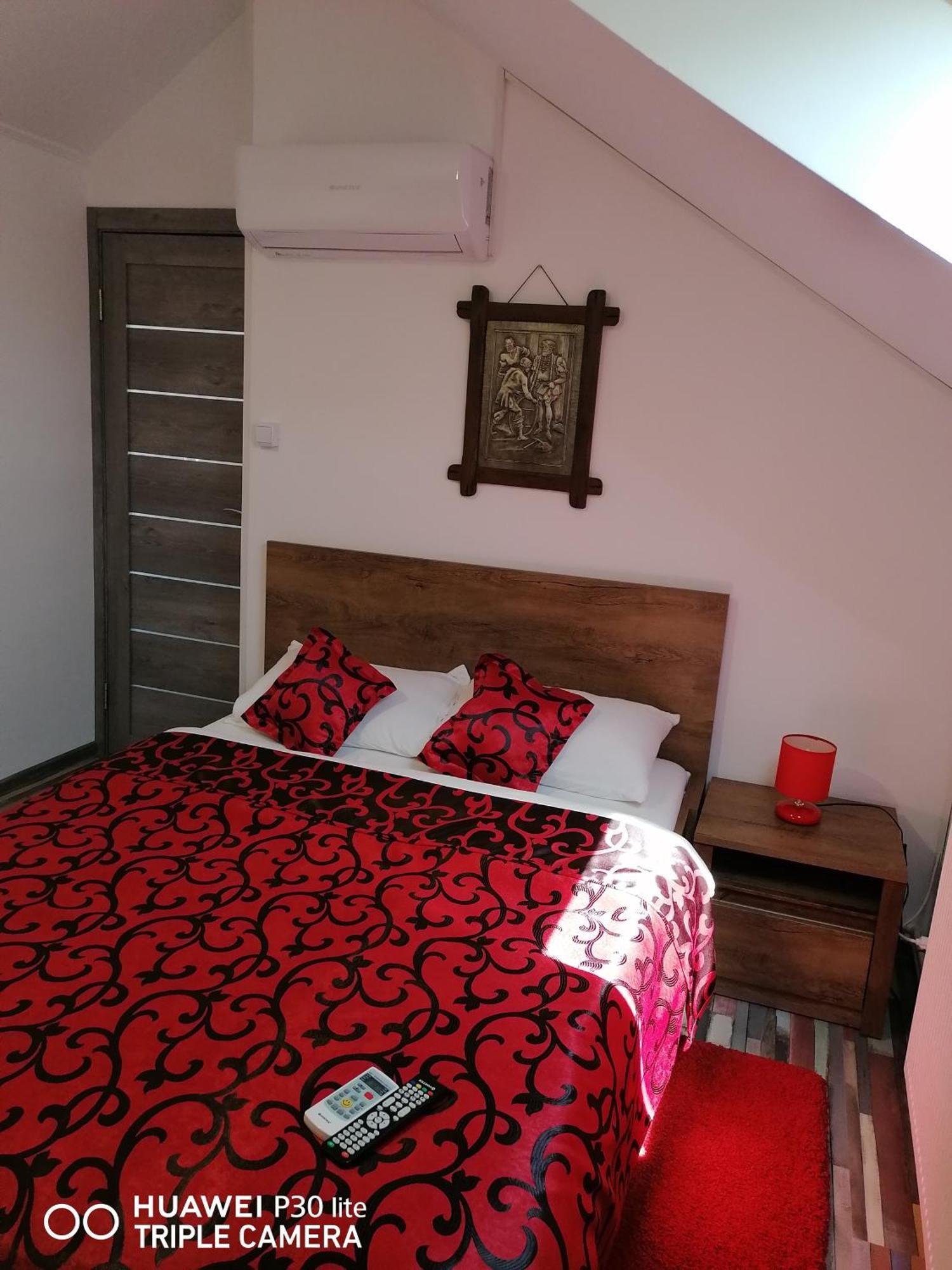 Rasnov Retreat Hotell Eksteriør bilde